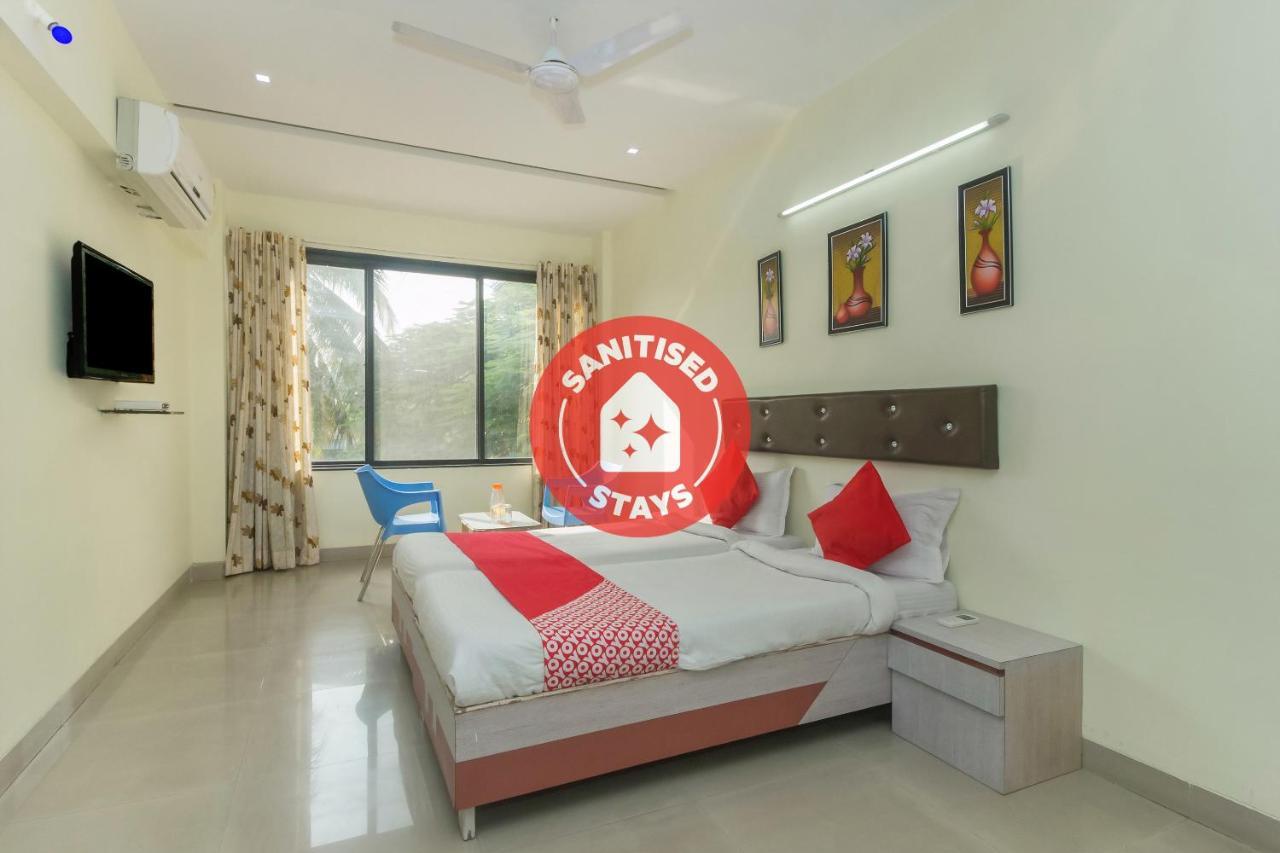 Flagship 4387 Hotel Theem Plaaza Nashik Esterno foto